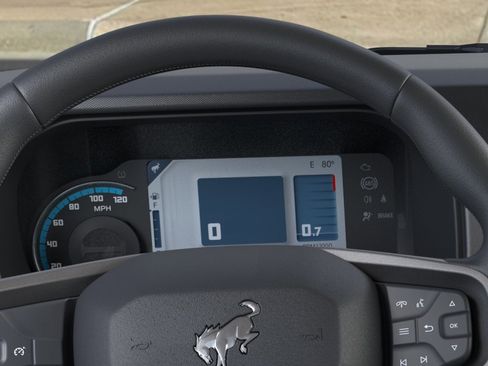 New 2025 Ford Bronco Badlands w/ Sasquatch Package AWD/4WD image 13