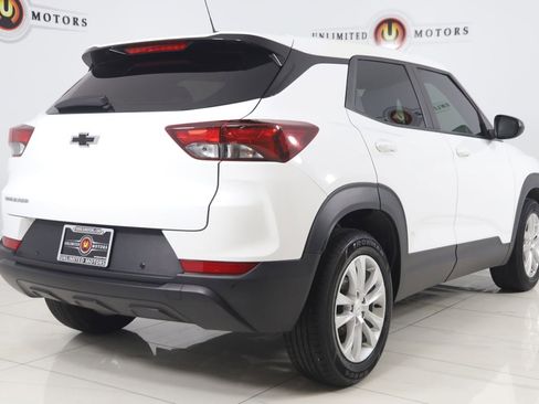 Used 2021 Chevrolet TrailBlazer LS image 3