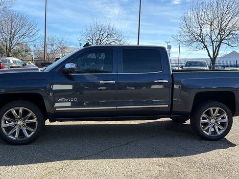 Used 2018 Chevrolet Silverado 1500 LTZ Z71 w/ Centennial Edition image 8