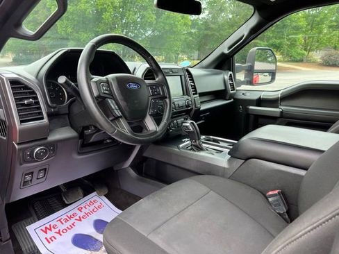 Used 2018 Ford F150 XLT w/ Equipment Group 302A Luxury AWD/4WD image 9
