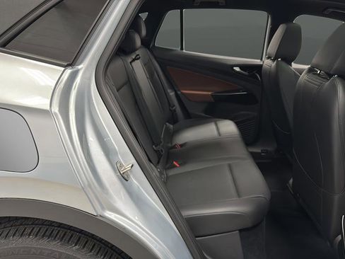 Used 2022 Volkswagen ID.4 Pro S image 25