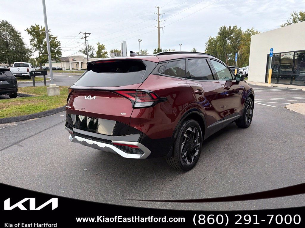 Certified 2024 Kia Sportage SX AWD/4WD image 8