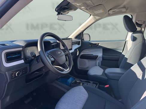 Used 2025 Ford Maverick XLT w/ Equipment Group 302A image 9