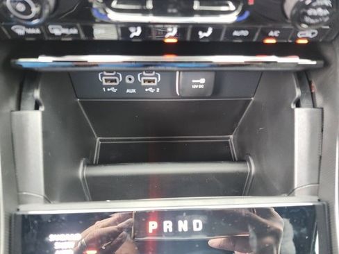 New 2025 Jeep Grand Cherokee Limited w/ Black Appearance Package image 6