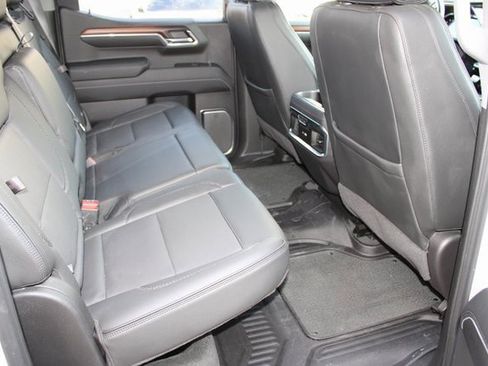 Used 2024 GMC Sierra 1500 Denali w/ Denali Reserve Package image 17