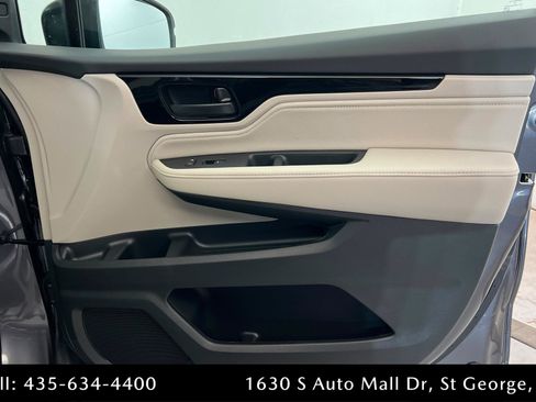 New 2026 Honda Odyssey Touring image 23