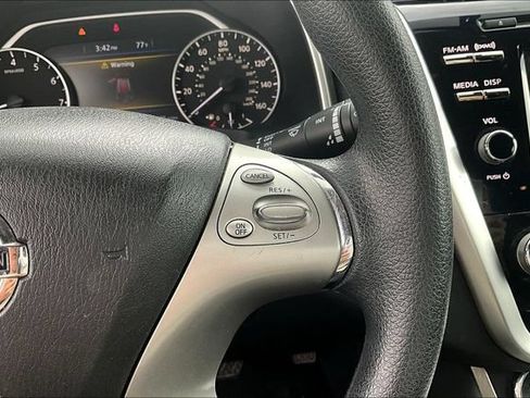 Used 2017 Nissan Murano S FWD image 12