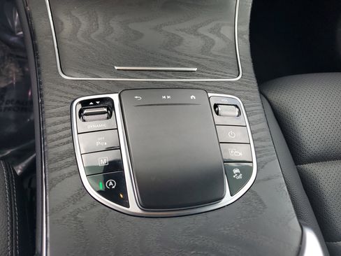 Used 2022 Mercedes-Benz GLC 300 image 26