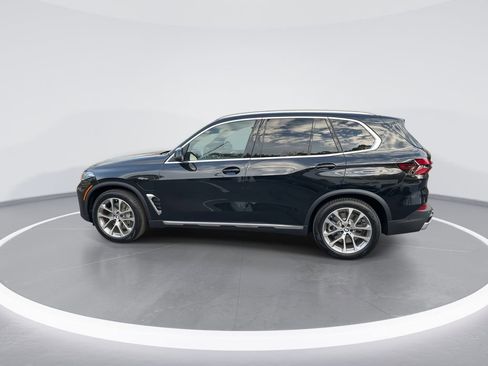 New 2026 BMW X5 xDrive50e image 5