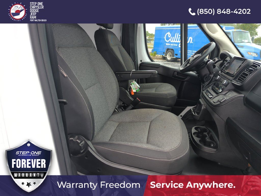 Used 2025 RAM ProMaster 2500 w/ Convenience Group FWD image 27