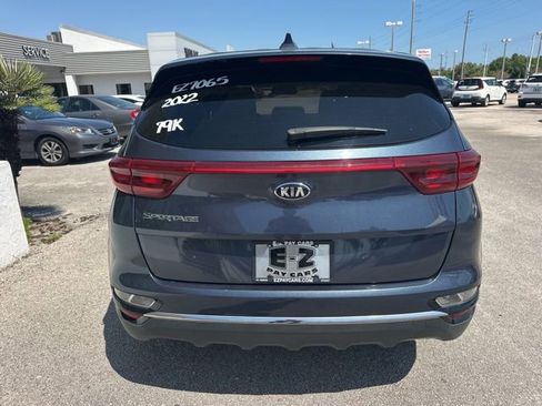 Used 2022 Kia Sportage LX image 7