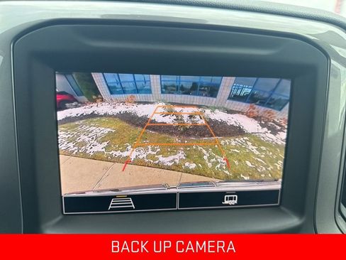 Used 2023 GMC Sierra 1500 Pro w/ Graphite Edition image 4