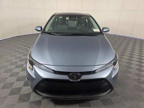 Used 2023 Toyota Corolla LE FWD image 2