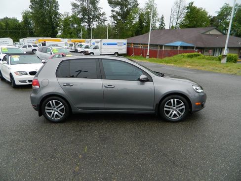 Used 2011 Volkswagen Golf TDI FWD image 9
