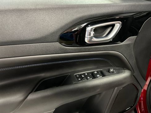 New 2026 Jeep Compass Limited image 12