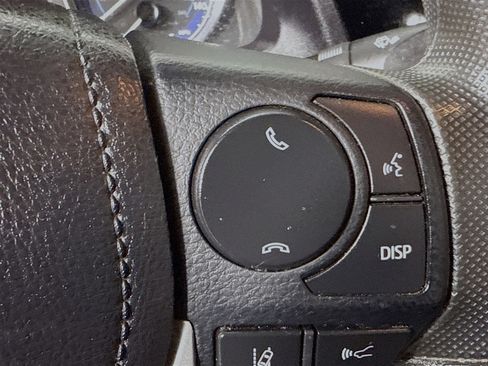 Used 2017 Toyota Corolla LE image 15