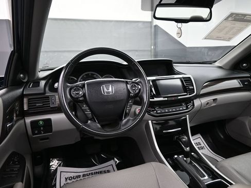 Used 2016 Honda Accord EX-L image 30