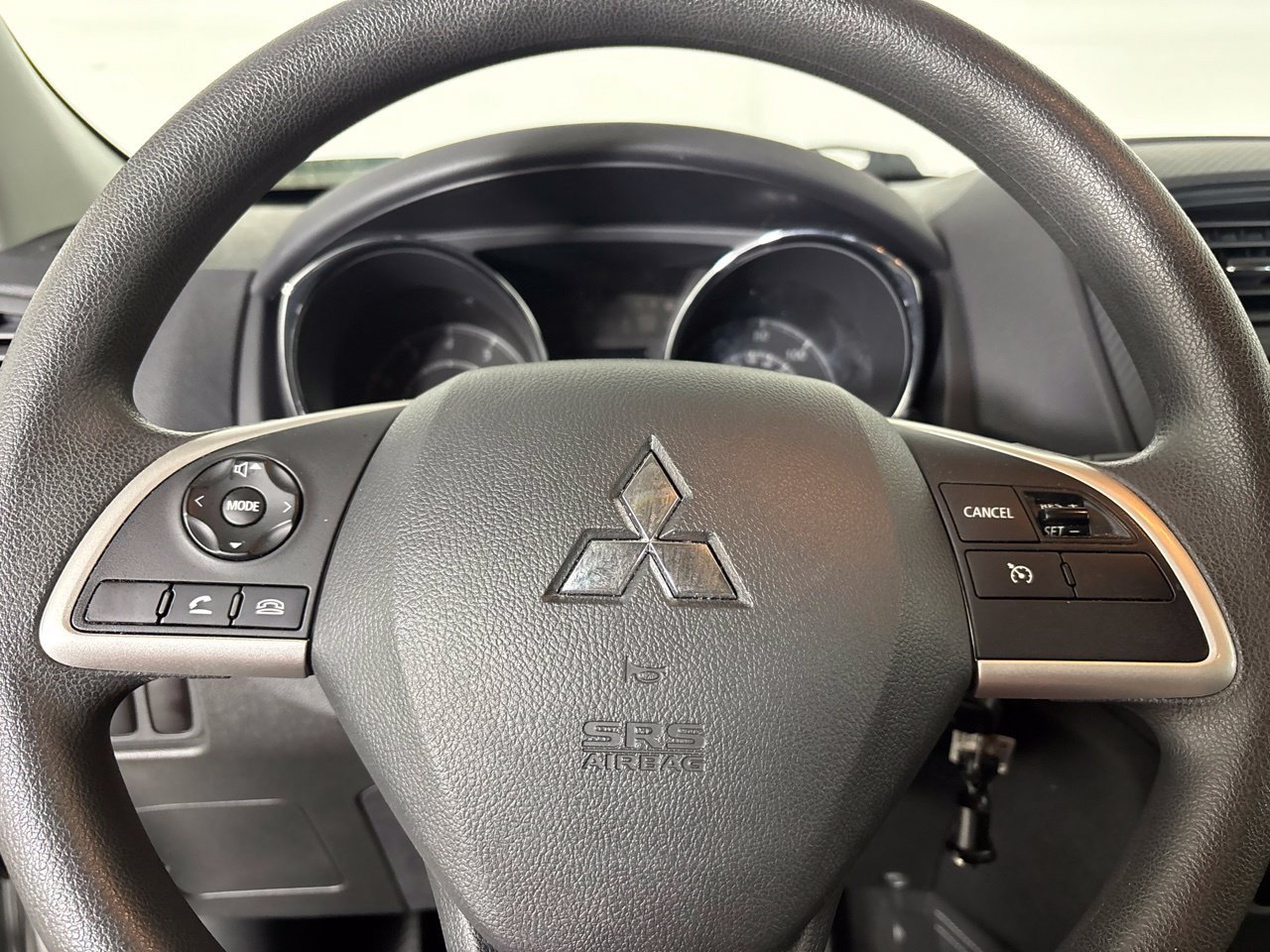 Used 2025 Mitsubishi Outlander Sport ES AWD/4WD image 13