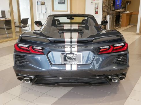 Used 2021 Chevrolet Corvette Stingray Premium Conv w/ Z51 Performance Package RWD image 5