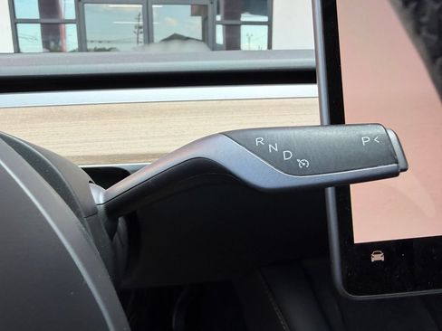 Used 2023 Tesla Model Y Long Range AWD/4WD image 19