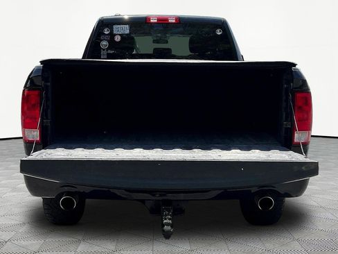 Used 2017 RAM 1500 Express w/ Black Ram 1500 Express Group AWD/4WD image 7