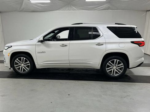 Certified 2023 Chevrolet Traverse High Country w/ LPO, Floor Liner Package AWD/4WD image 6