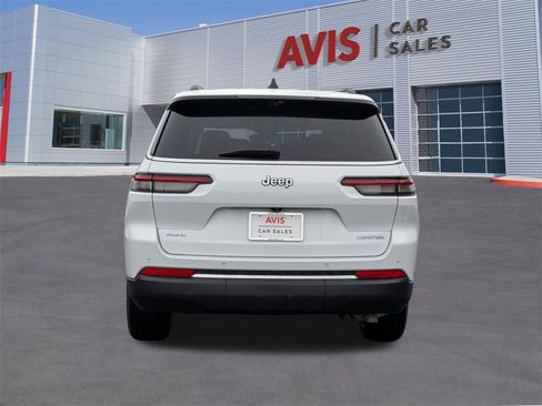 Used 2024 Jeep Grand Cherokee L Limited w/ Luxury Tech Group II image 4