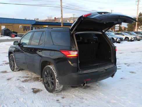 Used 2021 Chevrolet Traverse RS image 7