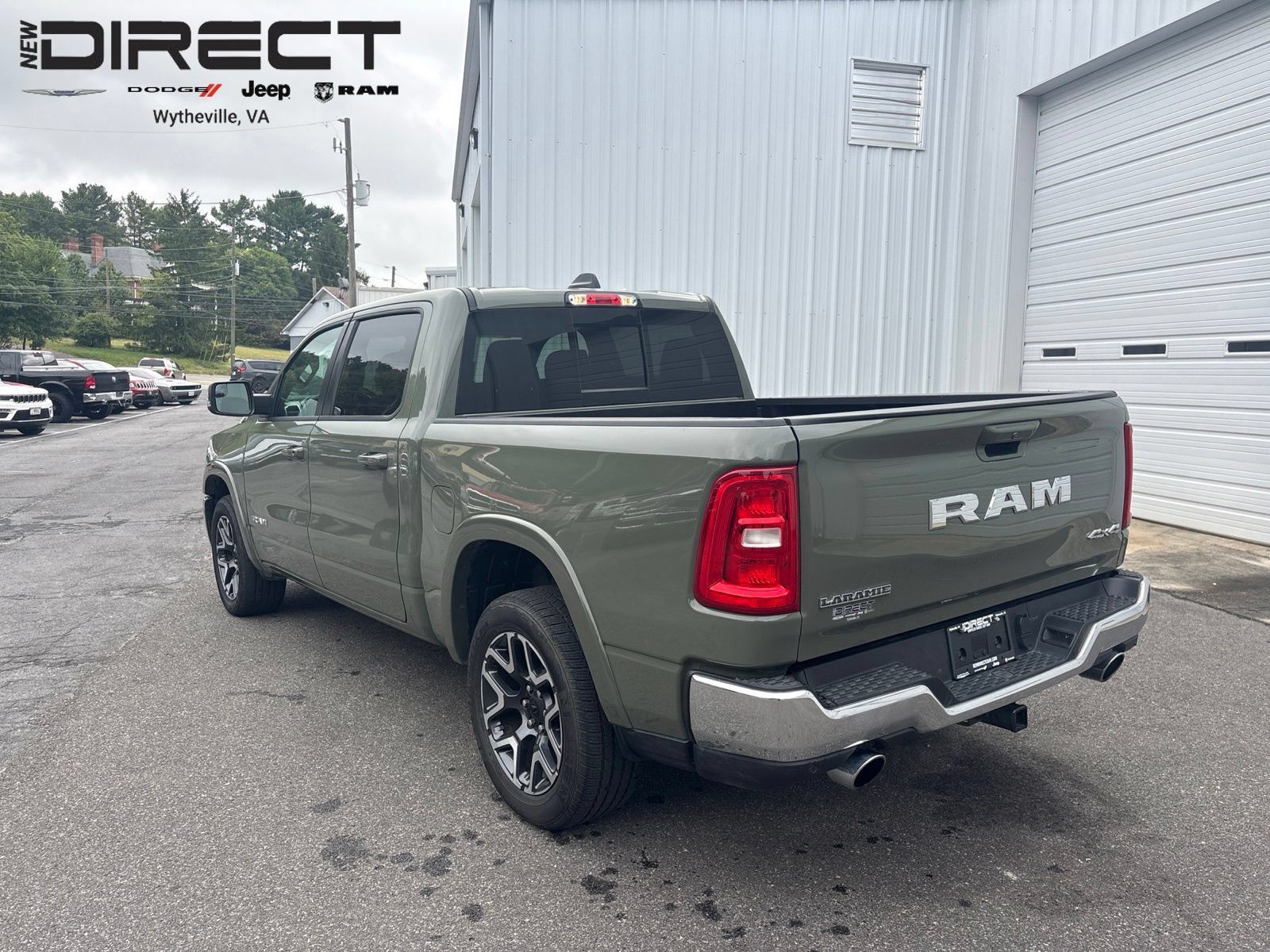 Used 2026 RAM 1500 Laramie AWD/4WD image 3
