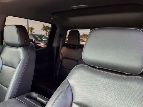 Used 2020 GMC Sierra 1500 SLT image 17