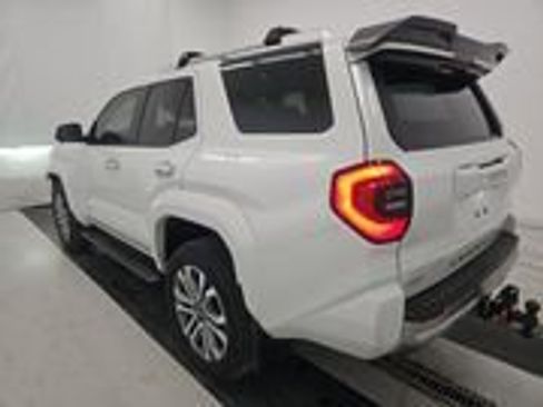 Used 2025 Toyota 4Runner Limited AWD/4WD image 6