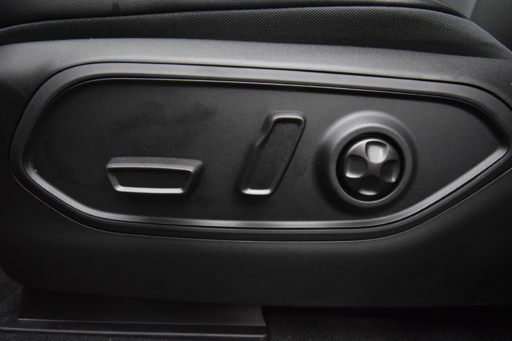 New 2027 Jeep Grand Cherokee Limited AWD/4WD image 32