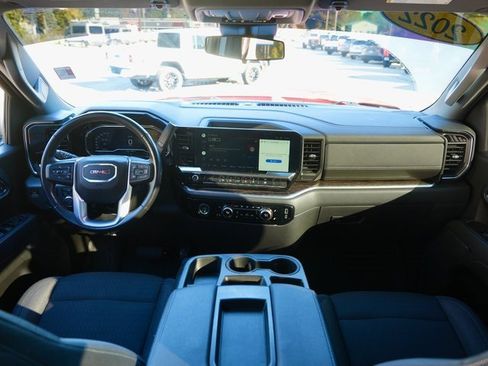 Used 2022 GMC Sierra 1500 Elevation w/ LPO, Elevation Black Package image 14