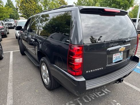 Used 2010 Chevrolet Suburban LTZ AWD/4WD image 4