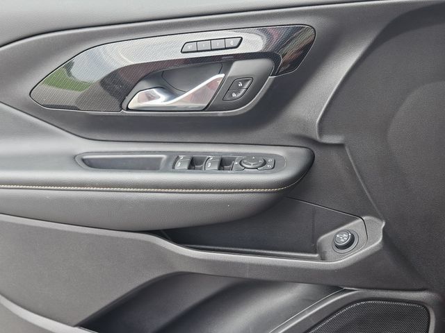 Used 2024 GMC Terrain AT4 w/ Tech Package AWD/4WD image 23