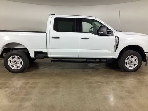 Used 2026 Ford F250 XLT AWD/4WD image 4