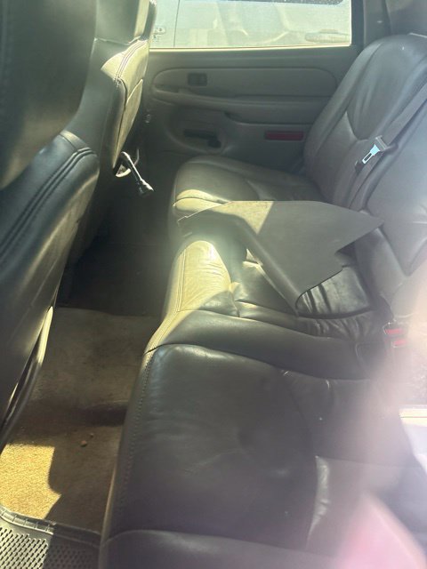Used 2005 GMC Yukon SLT w/ SLT Preferred Equipment Group AWD/4WD image 38
