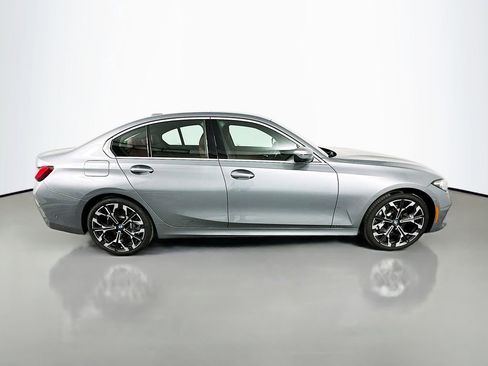Used 2025 BMW 330i Sedan w/ Premium Package RWD image 4