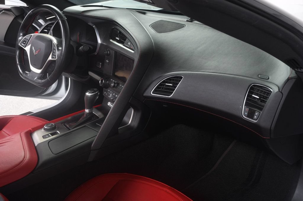 Used 2017 Chevrolet Corvette Grand Sport RWD image 33