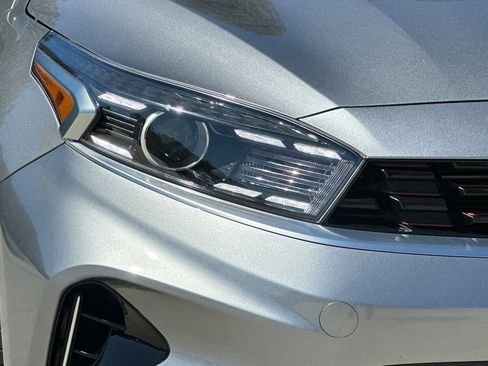 Used 2022 Kia Forte GT-Line w/ GT-Line Premium Package image 10