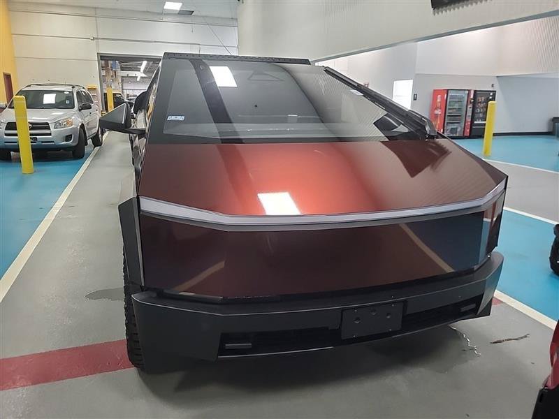 Used 2025 Tesla Cybertruck AWD Crew Cab image 5