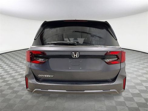 New 2026 Honda Odyssey EX-L image 4