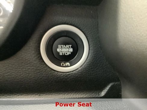 Used 2020 RAM 1500 Big Horn AWD/4WD image 17