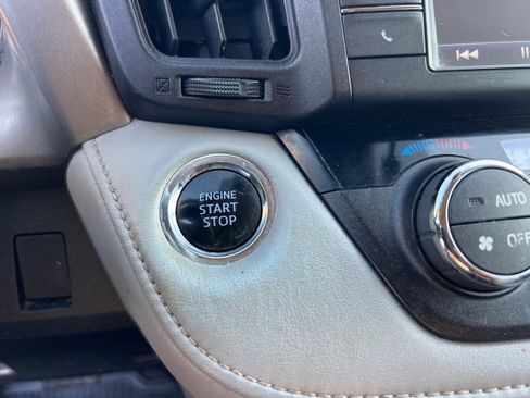 Used 2018 Toyota RAV4 Adventure image 26