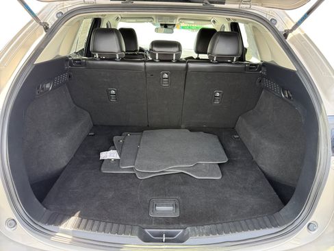 Used 2024 MAZDA CX-5 AWD 2.5 S w/ Select Package image 17