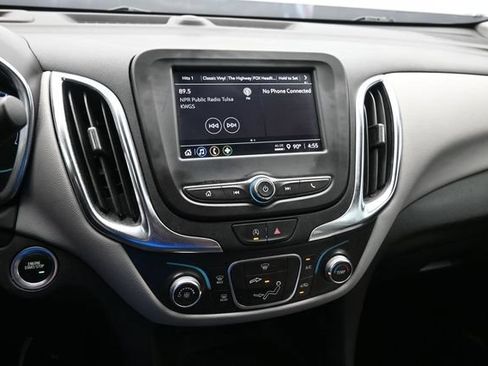 Used 2024 Chevrolet Equinox LS AWD/4WD image 42