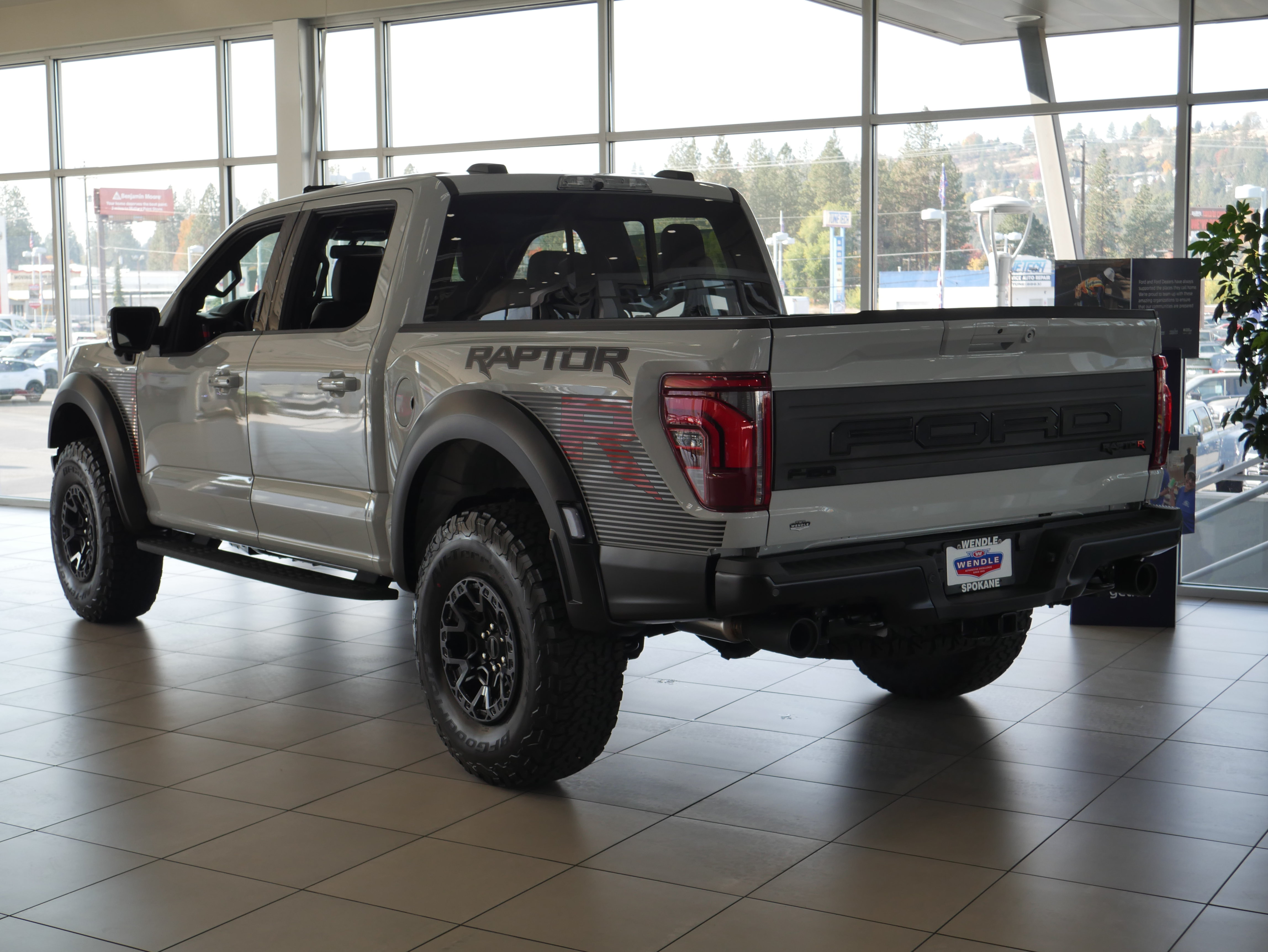 New 2026 Ford F150 Raptor w/ Equipment Group 803A Raptor R AWD/4WD image 25