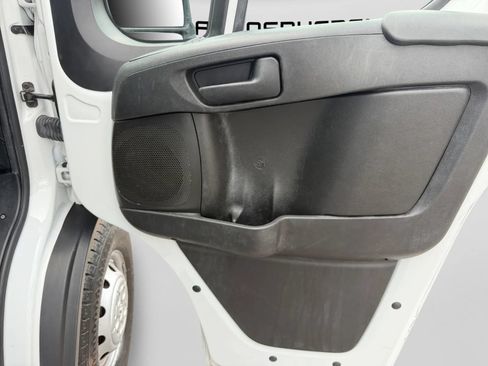 Used 2023 RAM ProMaster 2500 FWD image 31