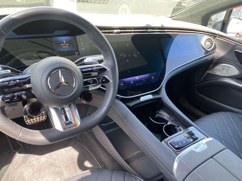 Used 2023 Mercedes-Benz EQS AMG 4MATIC image 7