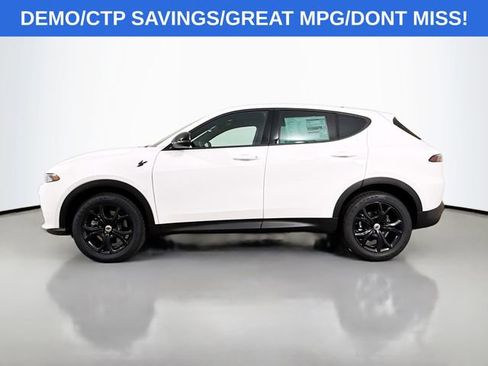 New 2025 Dodge Hornet GT w/ GT Blacktop Package AWD/4WD image 4